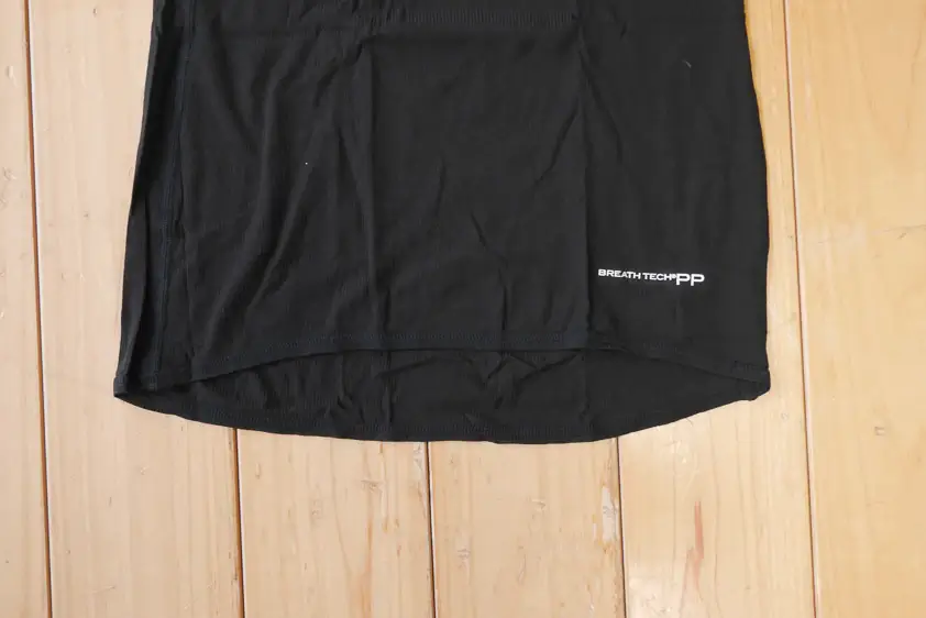 オンヨネ・ブレステックPPショートスリーブの裾あたり